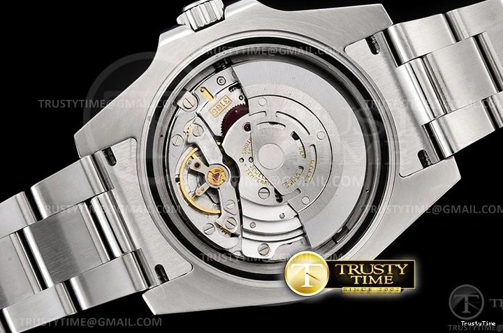 0328 Refined ROLGMT190A – GMT II 116710BLNR 987